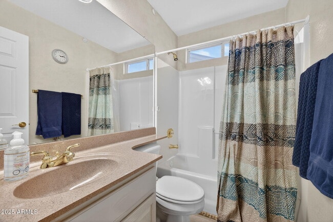 Building Photo - 1831 E Lindrick Dr