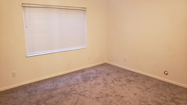Bedroom 2 - 740 N Daybreak Dr