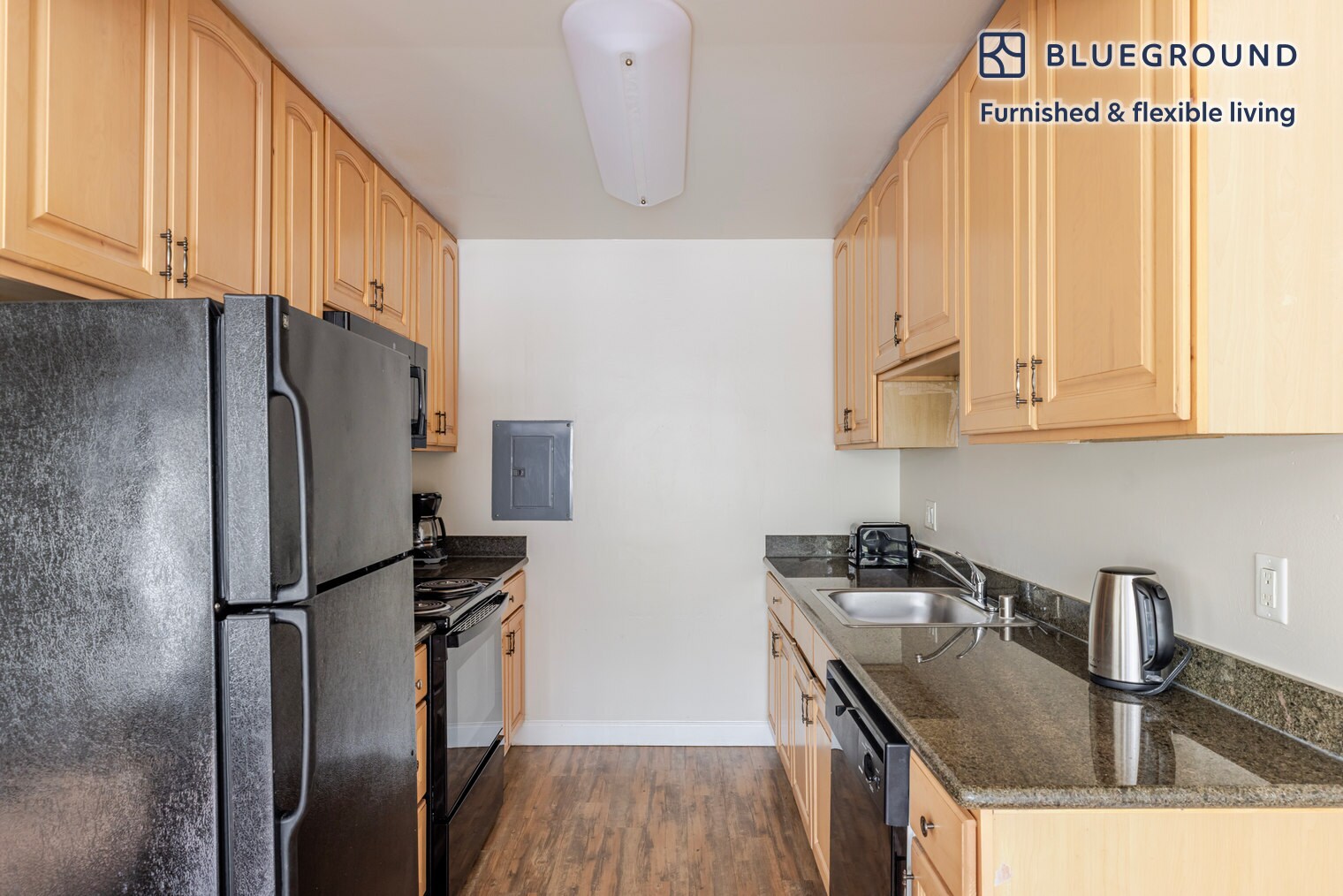 Building Photo - 234 Escuela Ave