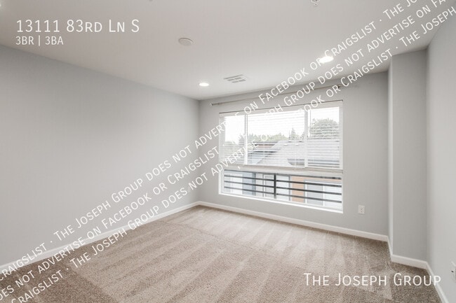Building Photo - 13111 83rd Ln S