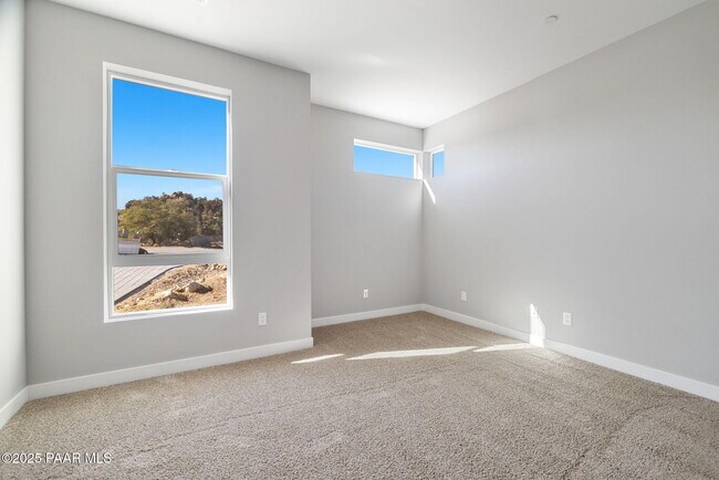 Building Photo - 1308 Rockwood Dr