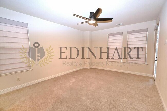 Building Photo - 11348 N Via Ventana Way