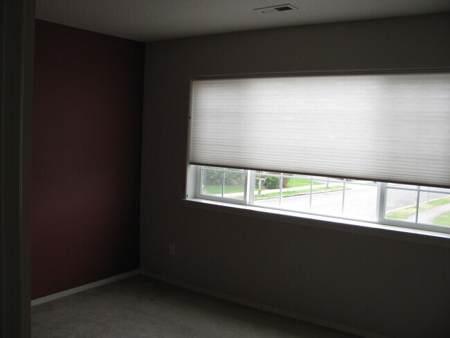 Building Photo - 16525 NW Talkingstick Way