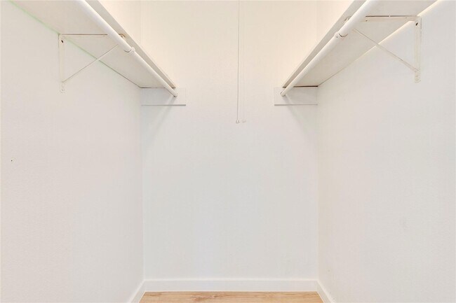 Building Photo - 2314 Greenfield Pkwy