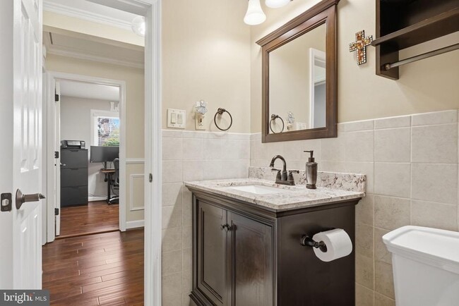 Building Photo - 7137 Murray Ln