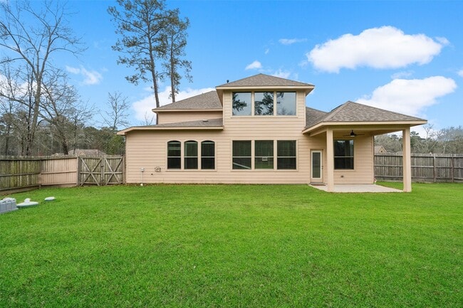 Building Photo - 28510 Lazy Rock Dr