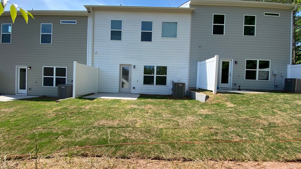 Building Photo - 212 Centennial Cir