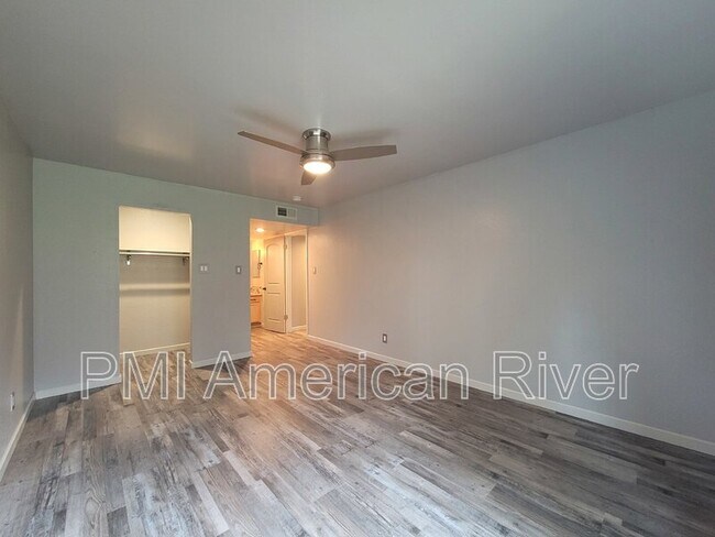 Building Photo - 9160 Madison Ave