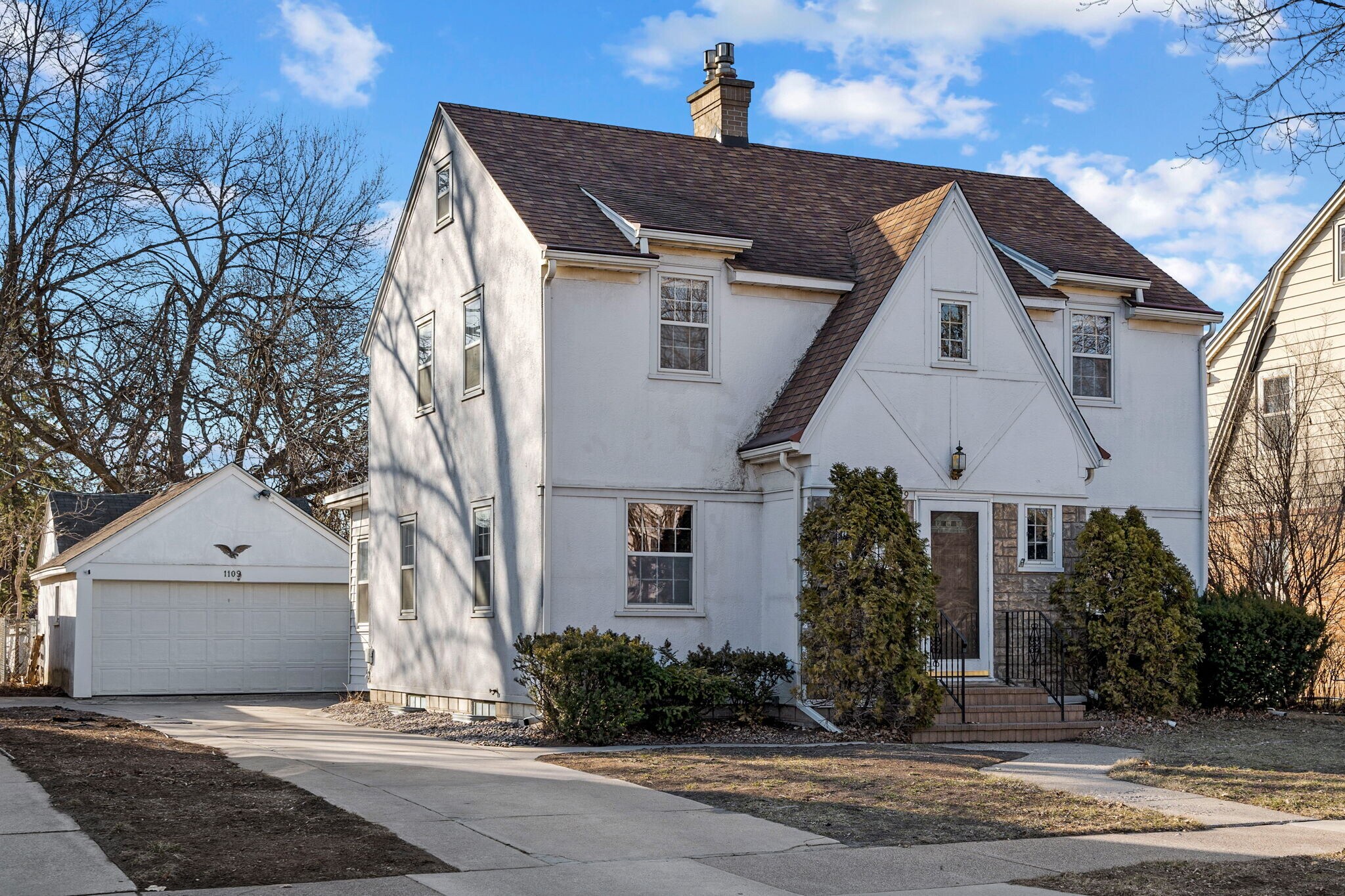 Building Photo - 1109 3rd St NW