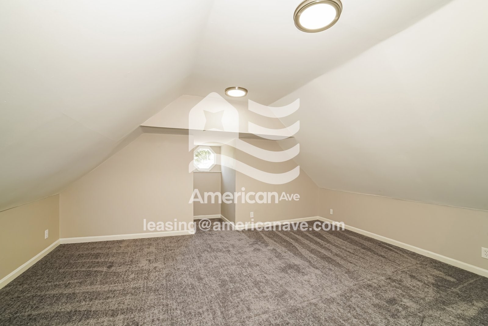 Building Photo - 906 W Virginia Ave