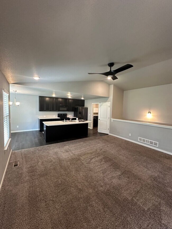Building Photo - Beautiful 4 Bedroom House in Ault!