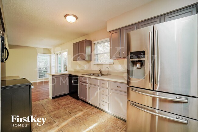 Building Photo - 3025 Casper Ave