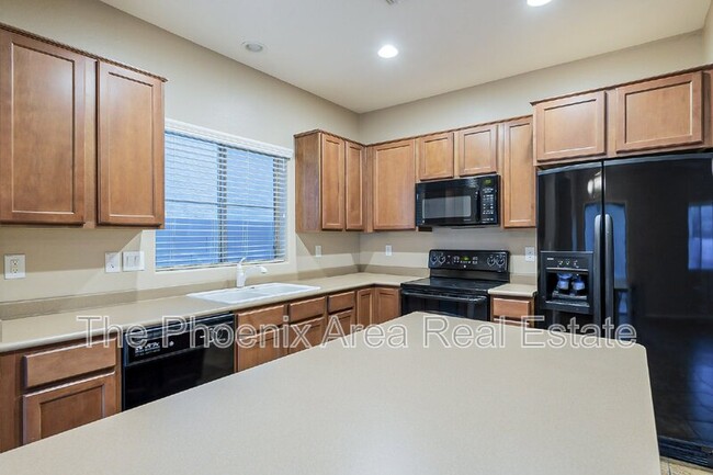 Building Photo - 488 N Citrus Ln