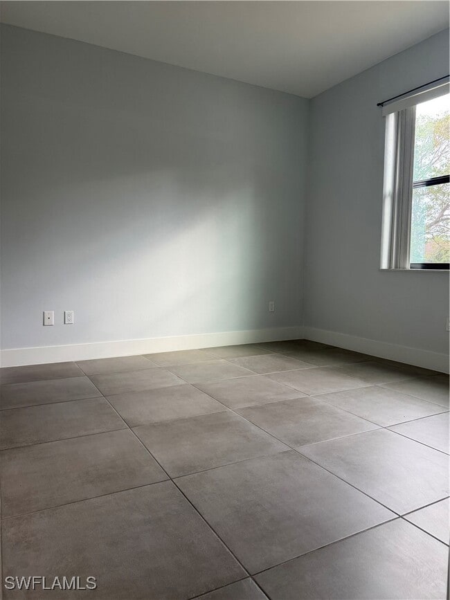 Building Photo - 19029 Tangerine Rd