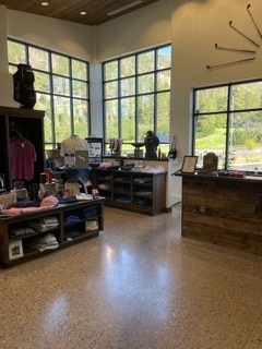 Building Photo - 314 Tammarron #427 - 8