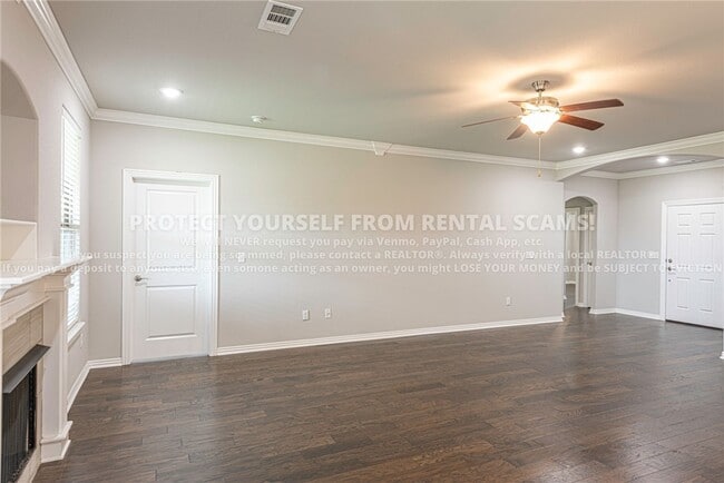 Building Photo - 4358 W Barhem Dr