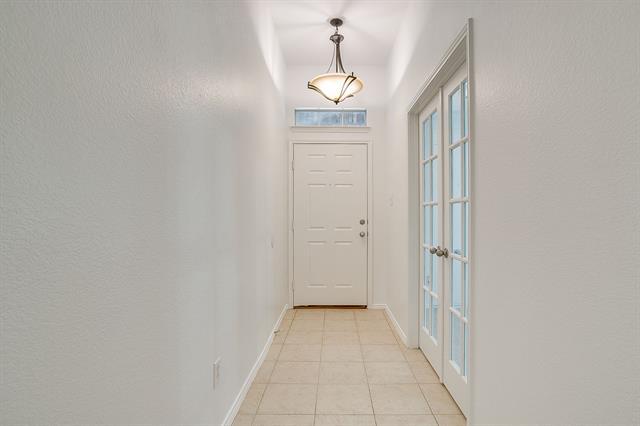 Building Photo - 15712 Landing Creek Ln