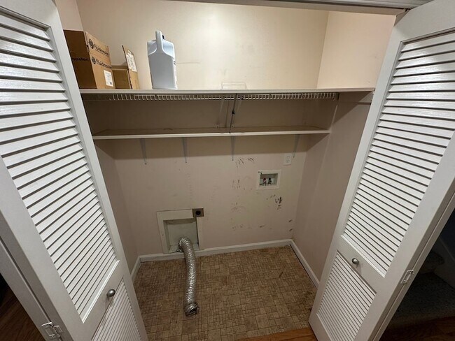 Building Photo - 245 Cobblestone Landing