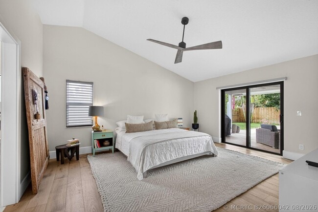 Building Photo - 12897 La Rochelle Cir