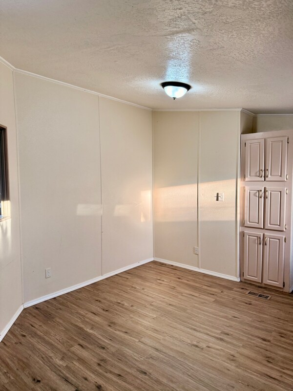 Building Photo - 2963 Rd S SW