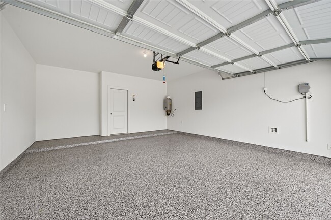 Building Photo - 1738 Revolution Way