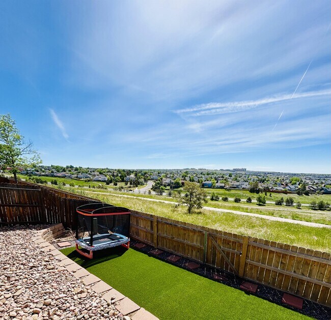 Building Photo - 7890 Candleflower Cir