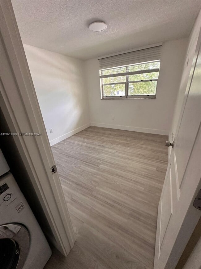 Building Photo - 15619 SW 73rd Cir Terrace