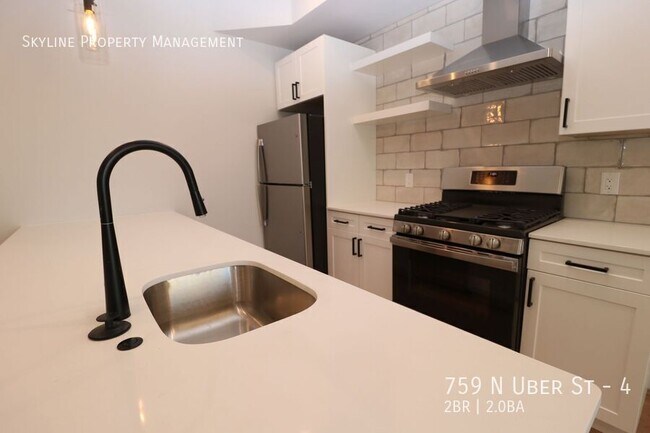 Building Photo - 759 N Uber St