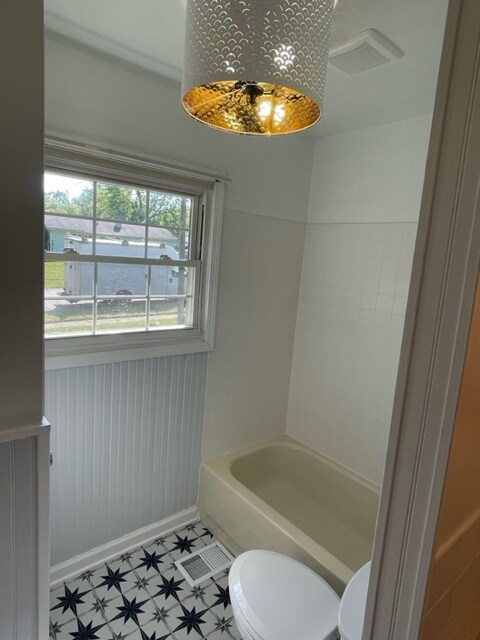 Building Photo - 1412 Tuscarora Dr