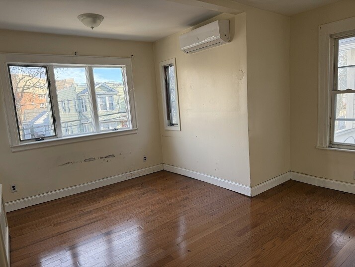 Building Photo - 8430 124th St