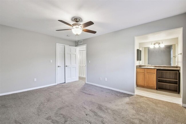 Building Photo - 3404 Latania Dr