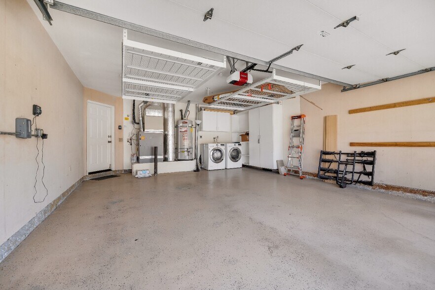 Building Photo - 12132 Caddy Row