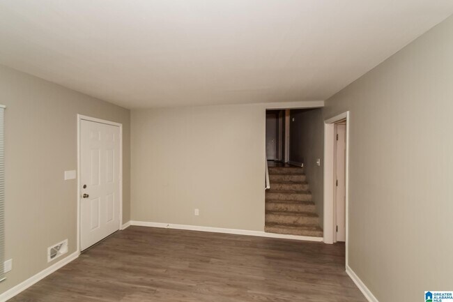 Building Photo - 2421 Etowah St