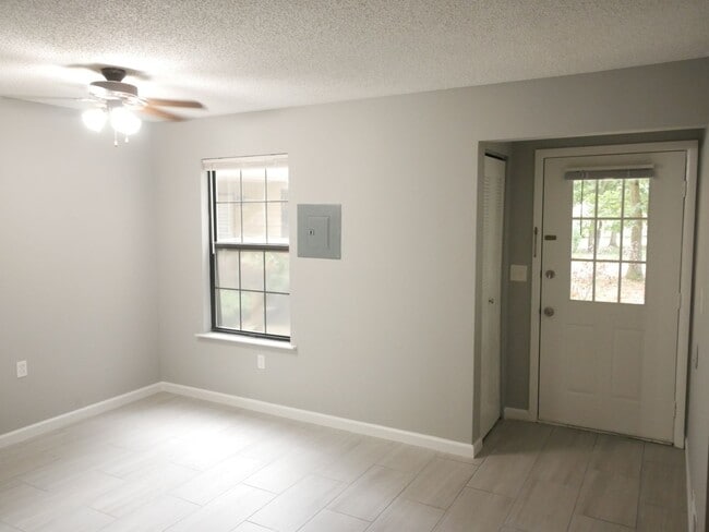 Building Photo - 60 Acres Reserve Condominium - 2 BR 1 BA W...