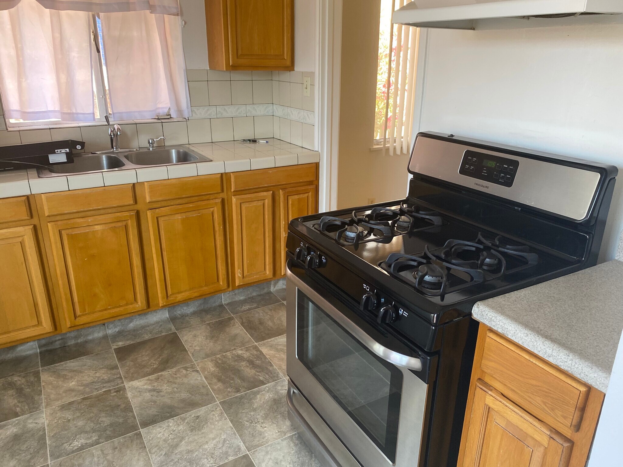 Building Photo - 6117 Monadnock Way