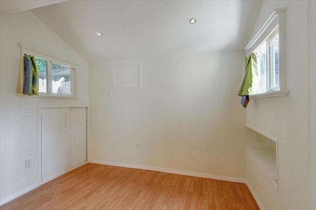 Building Photo - 2390 Corson St