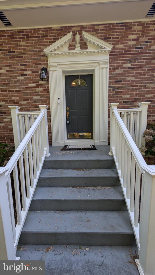 Building Photo - 15715 Tierra Dr