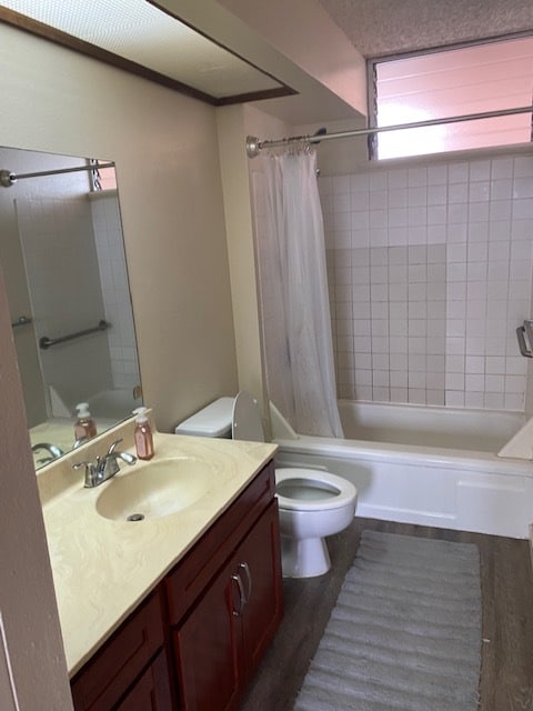 Building Photo - 2439 Kapiolani Blvd