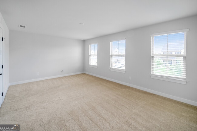 Building Photo - 533 Daffodil Ln