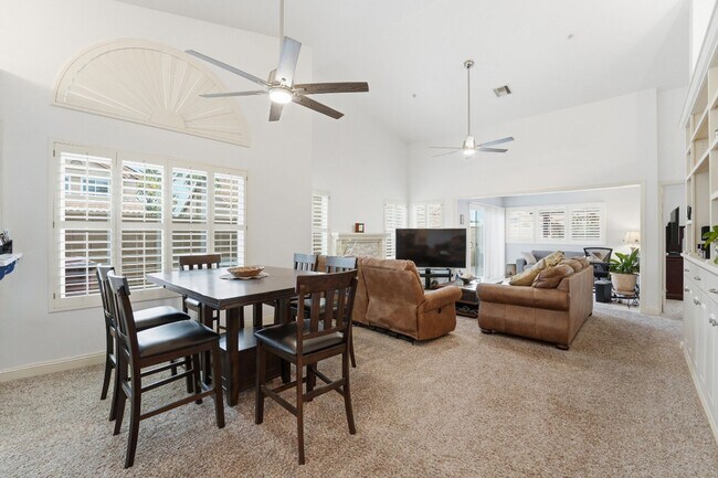 Building Photo - Fully Furnished Scottsdale Home with Bonus Room & 2-Car Garage