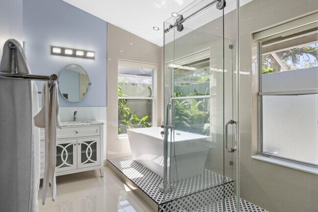 Building Photo - 13525 Brixham St