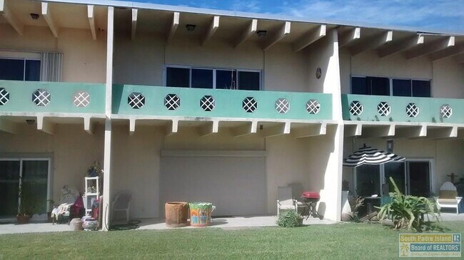 Building Photo - 801 Beach Blvd