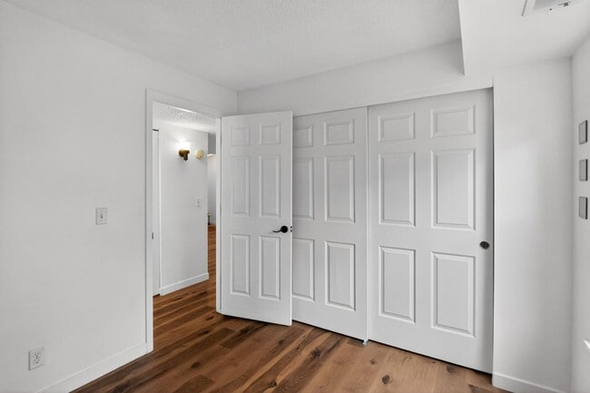 Building Photo - 2575 S Syracuse Way