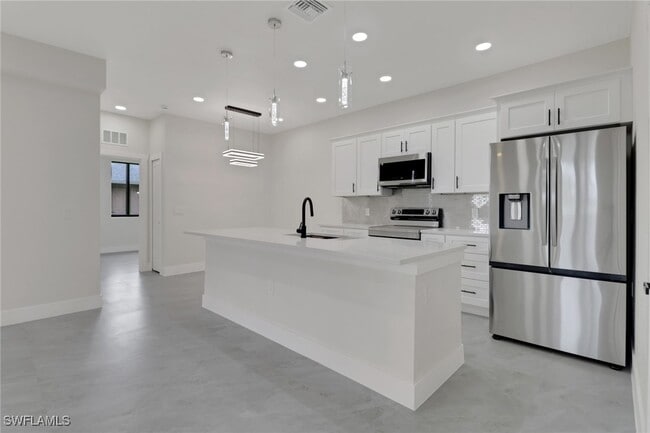 Building Photo - 4501-4503 15th St SW