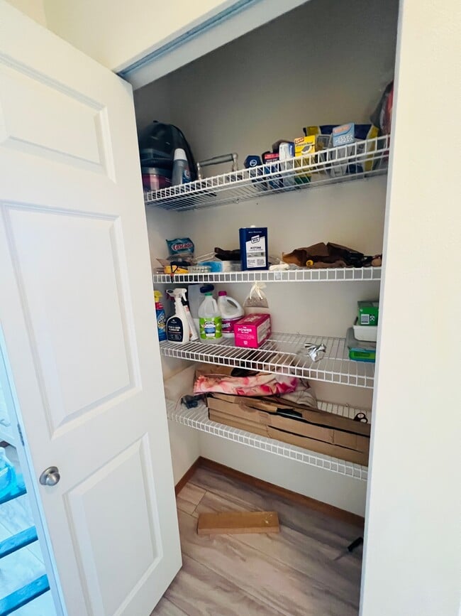 Building Photo - 757 N 102nd St