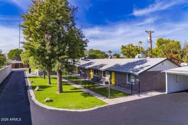 Building Photo - 4241 N 26th St