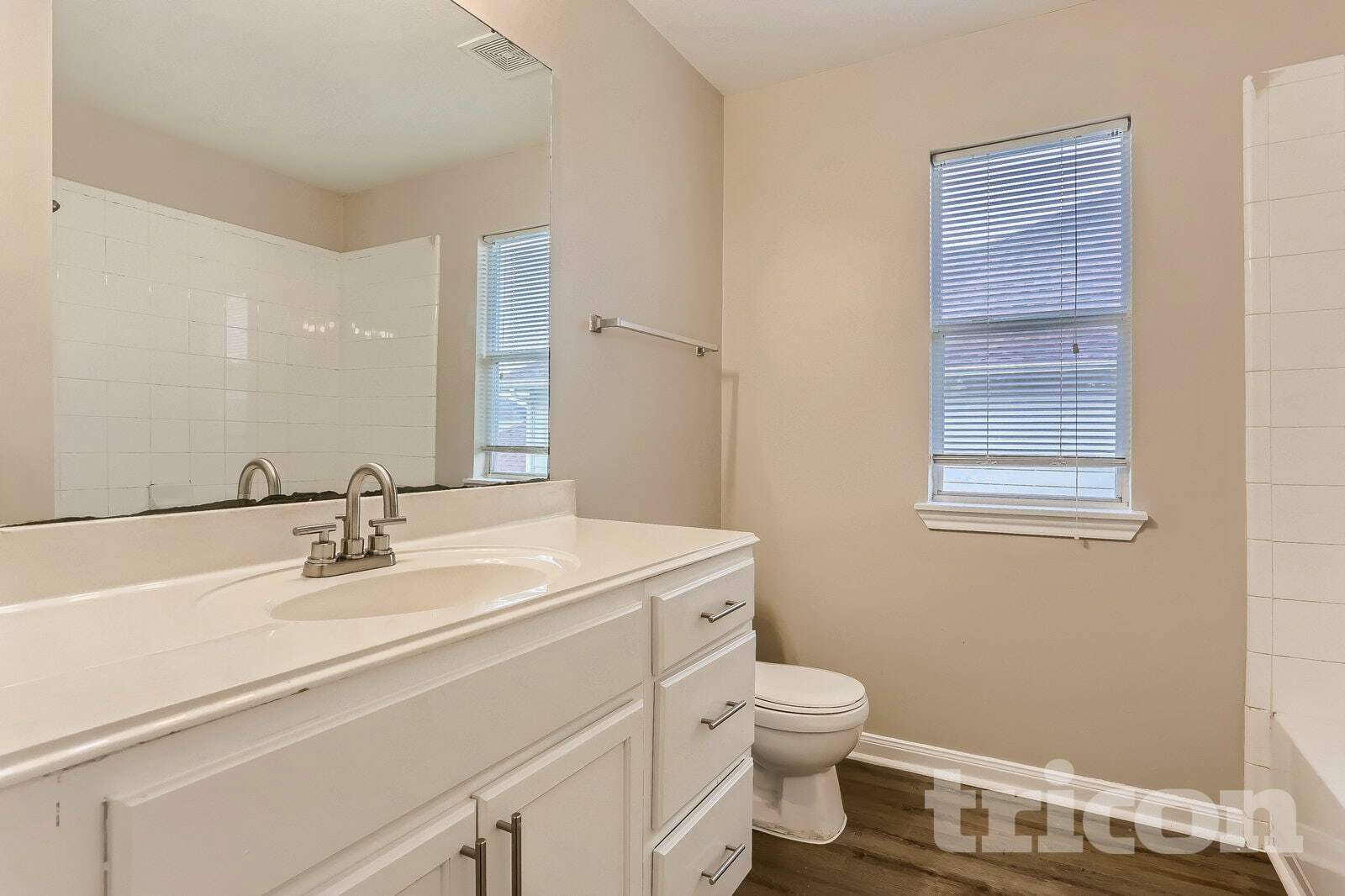 Building Photo - 4015 Camelia Glen Ln