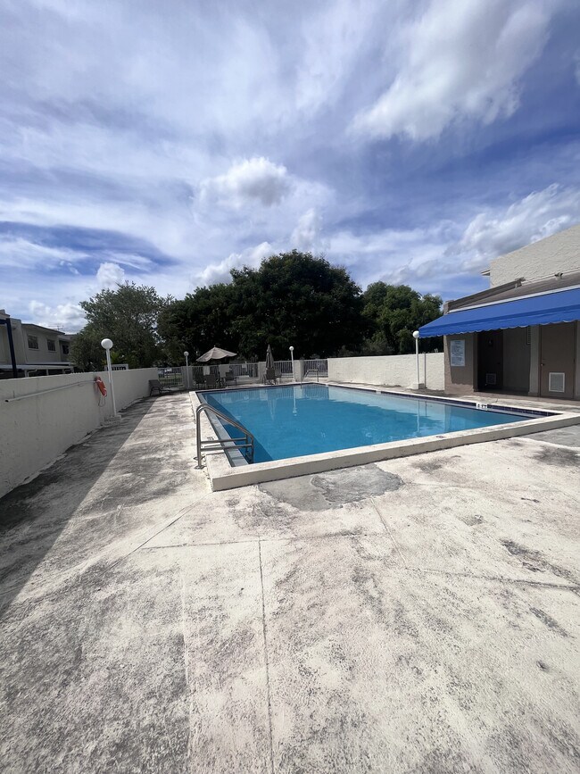 Building Photo - 8608 NW 8th St