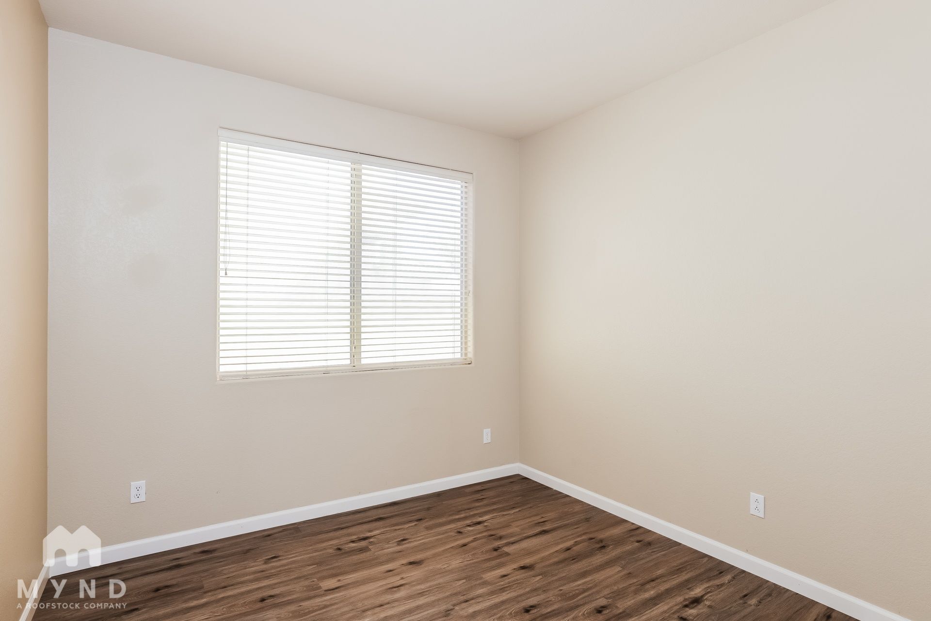 Building Photo - 4126 W Monona Dr