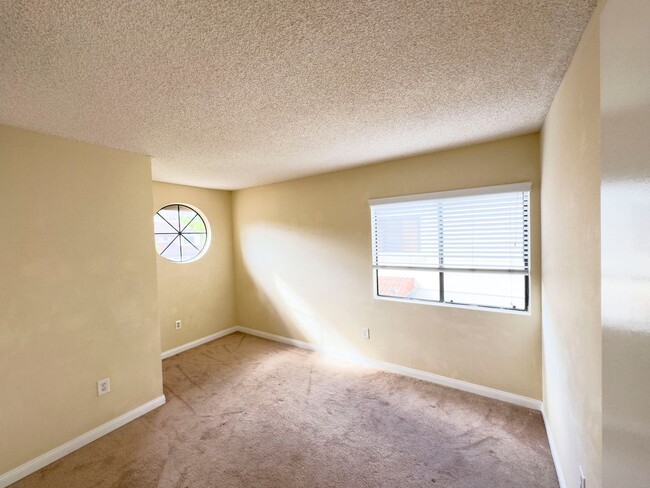 Building Photo - 3 Bedroom 2.5 Bath Home in Calavera Hills